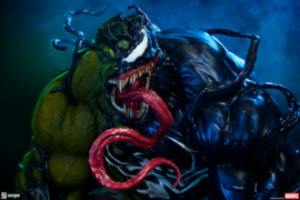 (Pre-order) Marvel Premium Format Statue Venomized Hulk 63 cm  