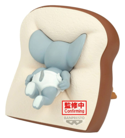 (Pre-order) Tom & Jerry Big Soft Vinyl PVC Statue Yummy Bread 11 cm