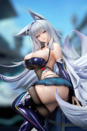 (Pre-order) Azur Lane PVC Figure 1/7 Shinano Moonlit Chrome Ver. 25 cm