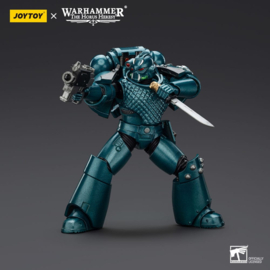 (Pre-order) Warhammer The Horus Heresy Action Figure Alpha Legion Head hunter With Banestrike Combi-Bolter And Power Dagger 20 cm