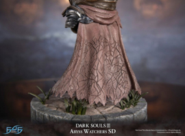 (Pre-order) Dark Souls III Resin Statue The Abyss Watchers SD 26 cm