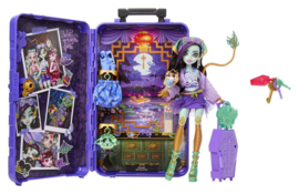 Monster High Skulltimate Secrets Doll Destination: Gore-geous Oasis - Jinafire Long