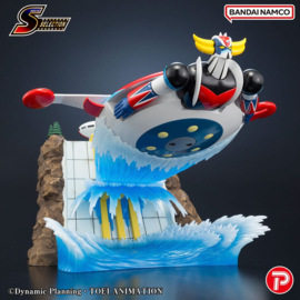 (Pre-order) Grendizer Scene Selection 02 PVC Statue Grendizer To the skies of fierce combat 10 cm    