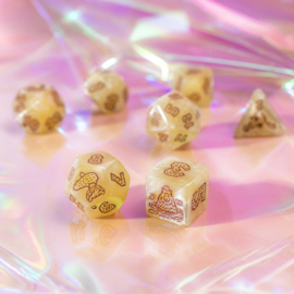 (Pre-order) Capybara Dice Set of 7 Sleepie