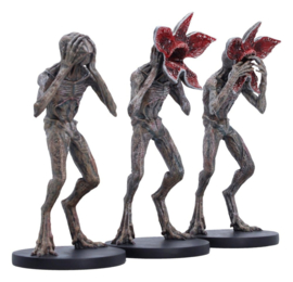 (Pre-order) Stranger Things Figure Three Wise Demogorgons 16 cm