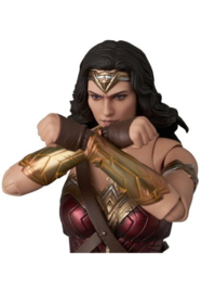 (Pre-order) Wonder Woman MAFEX Action Figure Wonder Woman Justice League Ver. 15 cm 