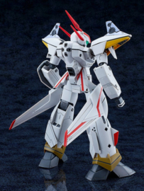 (Pre-order) Macross Dynamite 7 Plastic Model Kit 1/72 PLAMAX VF-19P Excalibur (Planet Zola Patrol Corps) 23 cm