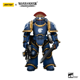 PRE-ORDER Warhammer The Horus Heresy Action Figure 1/18 Ultramarines Legion MKIII Tactical Squad Sergeant with Power Sword 20 cm