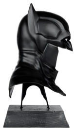 (Pre-order) Batman DC Direct Mini-Replica 1/3 Batman Mask (Batman: Noel) 23 cm