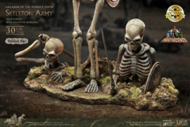 (Pre-order) Jason and the Argonauts Gigantic Soft Vinyl Statue Ray Harryhausens Skeleton Army (Children of the Hydra's Teeth) Deluxe Ver. 32 cm