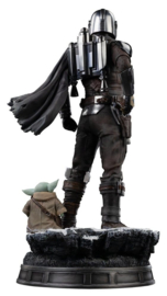 (Pre-order) The Mandalorian & Grogu Legacy Replica Statue 1/4 The Mandalorian and Grogu 57 cm