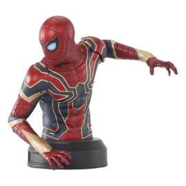 PRE-ORDER Avengers: Infinity War Bust 1/6 Iron Spider-Man 15 cm