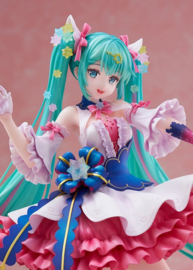 (Pre-order) Hatsune Miku Creators Collection PVC Figure 1/7 Hatsune Miku: Rosuuri Ver. 27 cm