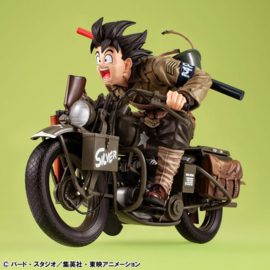 (Pre-order) Dragonball Z 05 Desktop Real McCoy PVC Diorama Son Goku & Bike 18 cm
