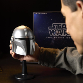 (Pre-order) Star Wars: The Mandalorian & Grogu Black Series Mini Helmet The Mandalorian