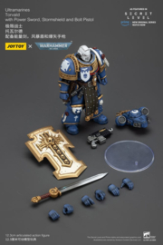 (Pre-order) Warhammer 40,000 Action Figure Ultramarines Torvald with Power Sword, Stormshield and Bolt Pistol 13 cm