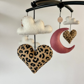 Boxmobiel wolk/hartje/bloem/maan (Leopard beige/oudroze/crème)