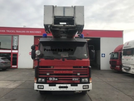 Scania P93 ESCALERA COCHE 30 METROS