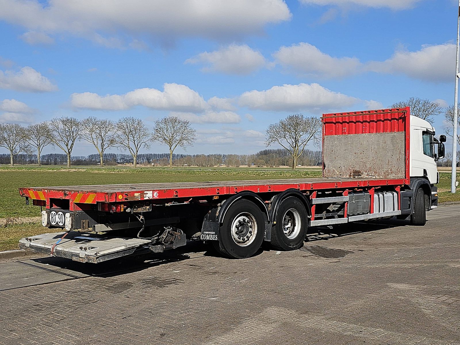 Scania P360, Año 2010, 833.111 km