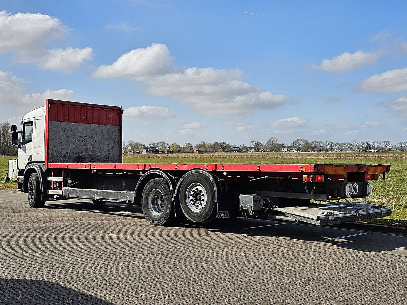 Scania P360, Año 2010, 833.111 km