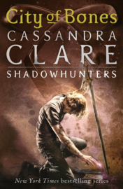 The Mortal Instruments 1: City Of Bones (Cassandra Clare)