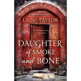 Daughter of Smoke and Bone 3 Book Trilogy