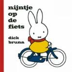Nijntje op de fiets (Dick Bruna) (Hardback)