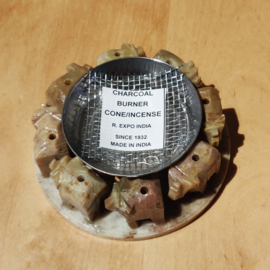 Kleine korrelwierook brander met olifantjes