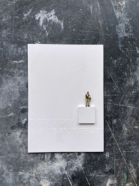 Postkaart 'EVERY STORY' -005