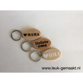 Houten sleutelhanger mama/oma