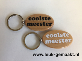 Houten sleutelhanger juf of meester