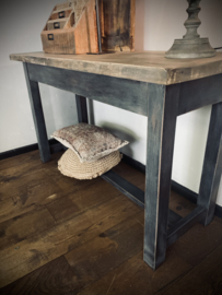 Eikenhouten Sidetable “Maeson”