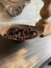 Old Iron cake stand