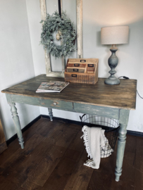 Antiek houten tafel “Marlie”