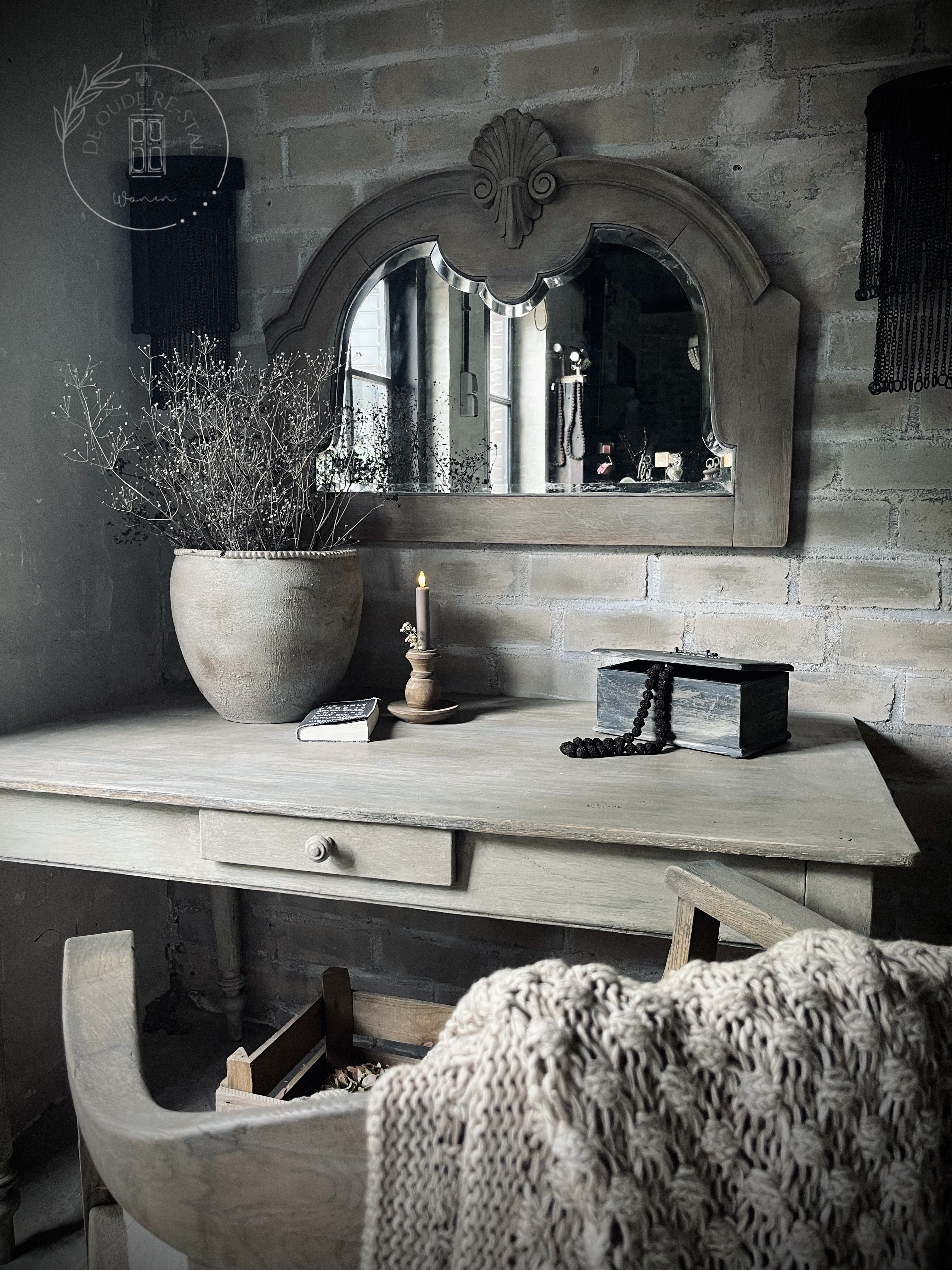 Antiek houten tafel “Marlie”