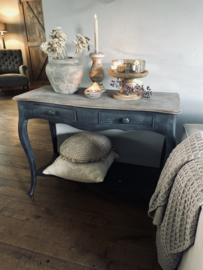 Antiekhouten sidetable