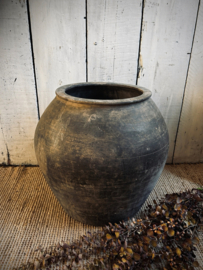 Sobere oude stenen kruik Noir 50