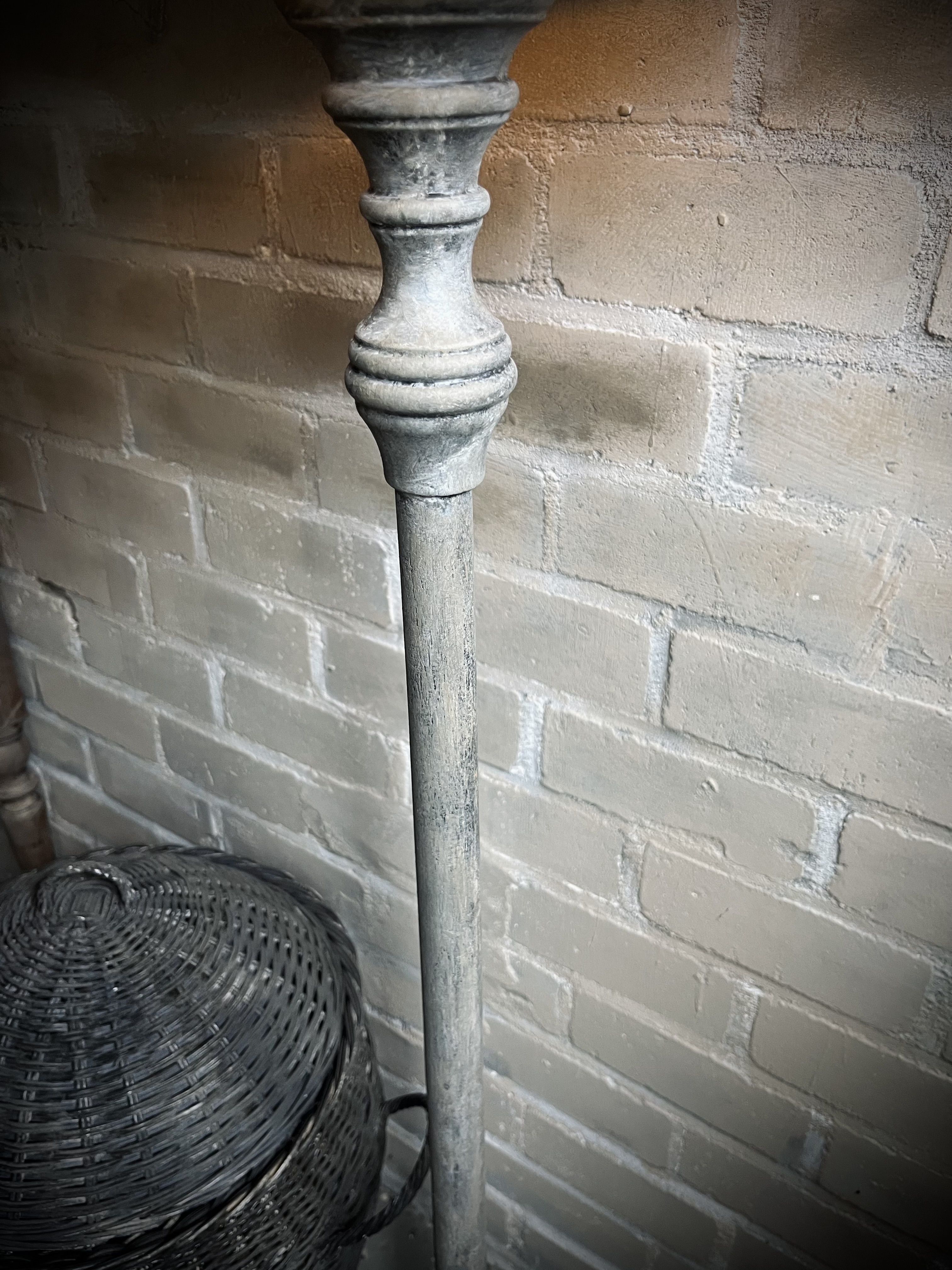 Houten vloerlamp ‘Kobe’