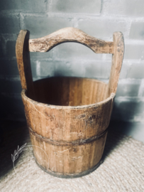 Oude houten chinese emmer