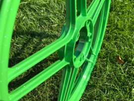 5 Star Alloy Cast Wheel 17 Inch Powdercoated Green with Flakes! 17 x 1.35 Puch Maxi
