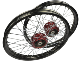Spoke Wheel set 17 Inch Wide 1.40 Anodised Black - Candy Red Rigida! Puch Maxi