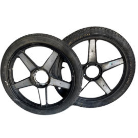 16 Inch / 17 Inch 5 star alloy cast wheel set Original! Puch Maxi