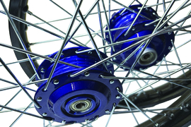 Spaakvelg set 17 Inch 1.40 Breed Geanodiseerd Zwart - Candy Blauw Rigida! Puch Maxi