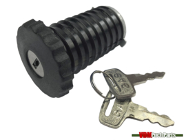 Fuel cap small with lock (Black)