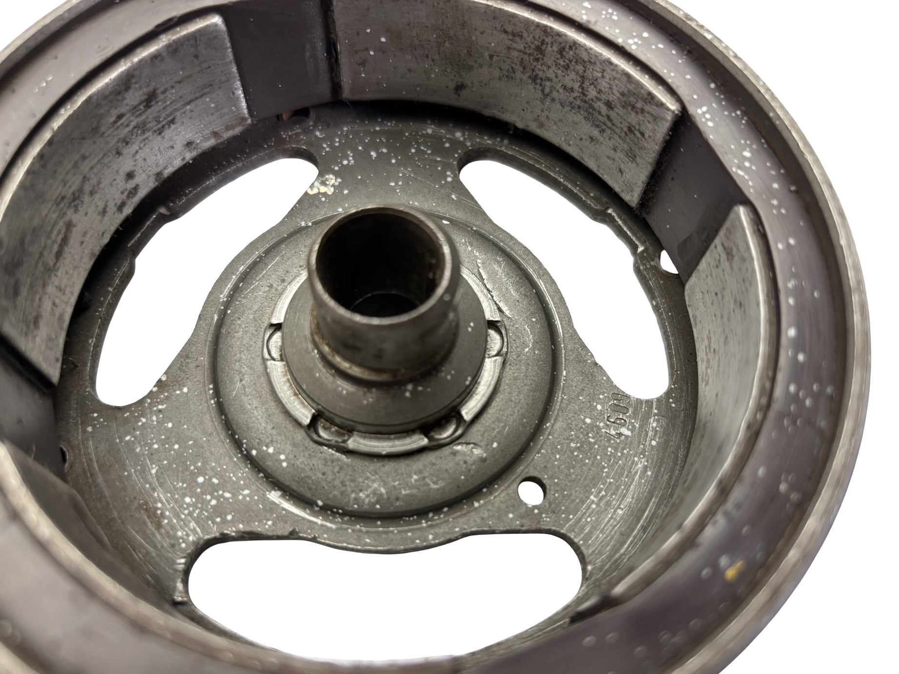 Polrad Rechtsumdrehend M26x1.5 Bosch Puch