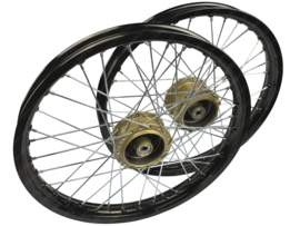 Spaakvelg set 17 Inch 1.40 Breed Geanodiseerd Zwart - Goud (RAL 1036) Rigida! Puch Maxi