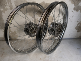 19 Inch spokewheel set 19-1.40 Puch MV50