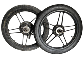 17 Inch Stervelg set compleet Origineel! Puch Maxi S