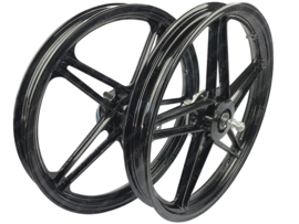 Velgen set 17 Inch x 1.60 Zwart model als Bernardi / Mozzi Puch Maxi