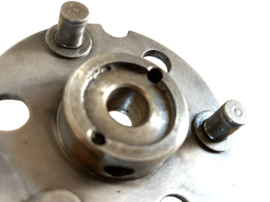 Grondplaat koppeling origineel 3 klauws aanloop Puch e50